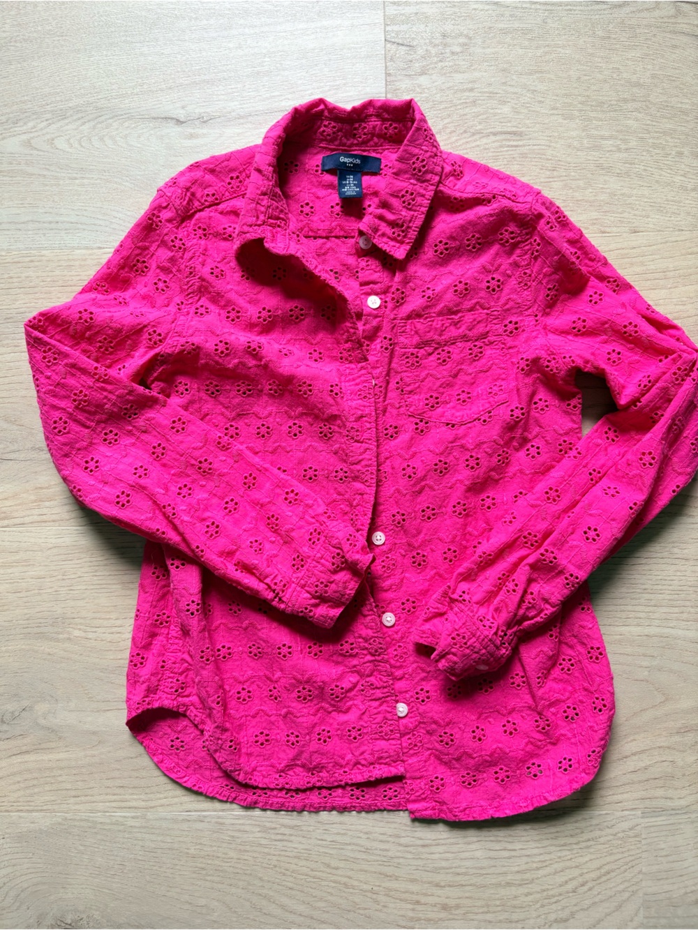GAP Kids Eyelet Button-Up Shirt in Bright Pink Sz M GUC